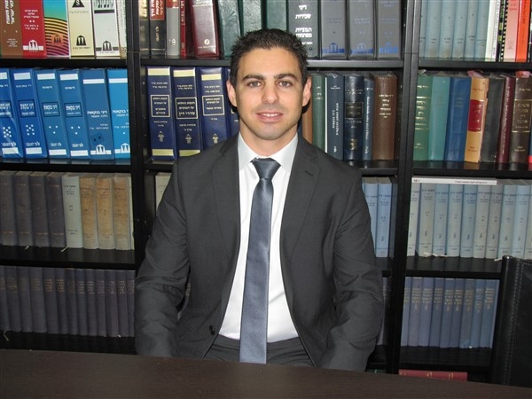 Oded Rabin, Associate